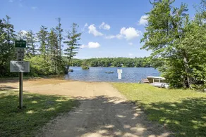 Cozy cottage with private HOT TUB, lake access, Gunstock mountain & fire pit - Image 5