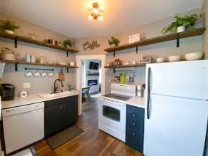 Cozy Corner Cottage - Image 4