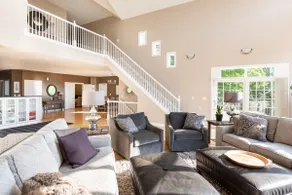 Cedar House Retreat - Image 2