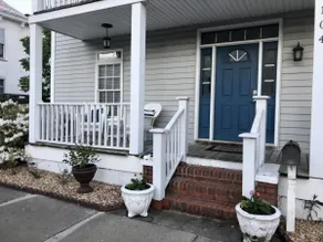 Downtown! 2 Blocks from Morehead City Waterfront - Image 2