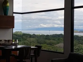 Modern, Deluxe, Ocean View Guest House with Pool - Image 3