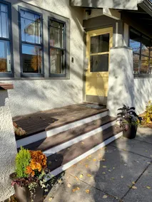 Charming Linden Hills Bungalow Close to Everything - Image 2