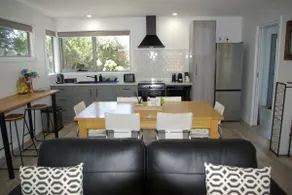 Coastal Modern Unit - Image 4