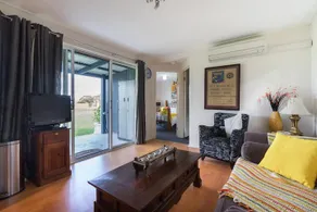Tinmans Cottage - Image 2