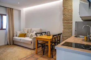 Florentia Homes 4 VIEWS & BATH - Image 5