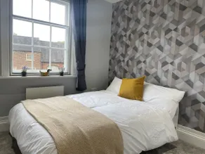 Cozy & unique two bedroom apt in the heart of town - Image 3