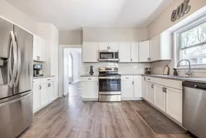 New Remodel in St. Charles - Sleeps 10! New patio! Large Fenced-in backyard! - Image 2