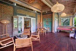Villa Kupu Kupu Blayu - Amazing Rice Field view Between Canggu and Ubud - Image 3