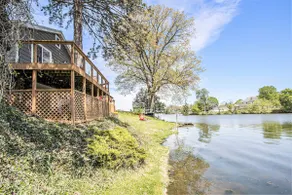 Gray Goose Cottage-Lake life and so much more. - Image 3