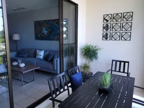 Gorgeous Decorated 2 bed Pacifico Condo - Image 3