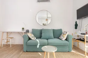 Charming 1 bedroom flat close to Royal Palace - Image 2