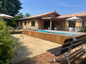 Nice wooden house with heated pool - Image 5