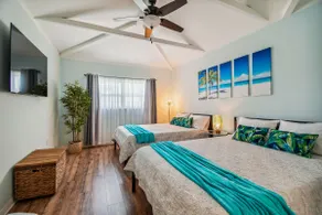 Private Beach Getaway Home - Centrally Located to all Beaches & Entertainment - Image 4