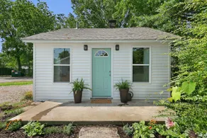 Cozy Roland Cottage >1 Mile From Hospital - Image 2