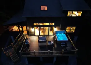 Bear Hollow - Luxe Forest cabin w/hot tub - Image 4