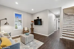 Remodeled | Game room | Fire Pit | 5 Min to Zoo - Image 2