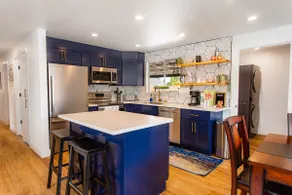 4BR Game Room | King Bed | Family Friendly Tacoma - Image 4