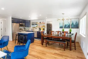 4BR Game Room | King Bed | Family Friendly Tacoma - Image 5