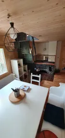 Cabin with playground for family vacation - Image 3