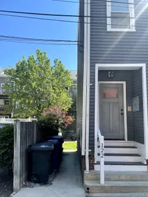 Lovely Two Bedroom Condo in South Boston - Image 3