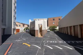 14 Warnerdoone Beachfront Apartment - Image 3
