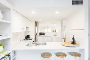 Modern and convenient home with ample amenities - Image 4
