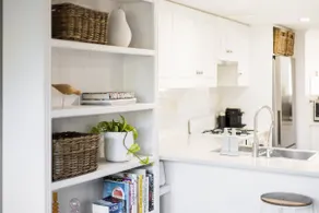 Modern and convenient home with ample amenities - Image 5