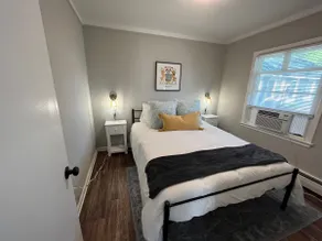 Cozy 1 BD Apt | 5 min to Downtown RO - Image 4