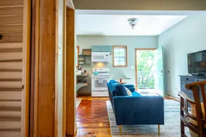 Lovely Downtown Apt 1 Block from Rupp! - Image 5