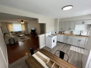 Charming 2BR Retreat | Mins to Downtown Cincy - Image 3