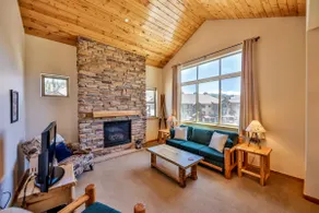 Hideaway Park! Hot tub,Pool,FitnessCtr&FreePrkg - Image 2