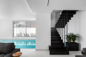 Black Stone Villa - Image 4
