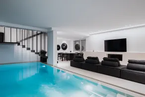 Black Stone Villa - Image 2