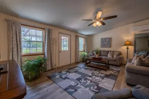 Shouse 2 bed/2 bath near Bennett Spring Lebanon MO - Image 2