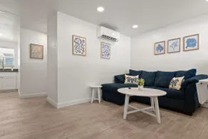1/1 | Downtown | Cozy Comfort | Updated Apartment - Image 2