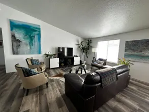 Updated 3 Bedroom 2 Bath home with Fiber internet - Image 2