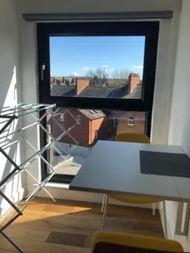 Lovely 2- bedroom Apartment in Belfast - Image 3