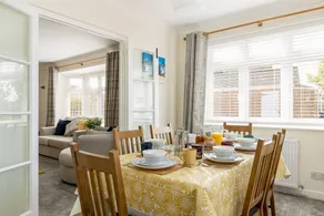 Four Seasons - A Charming Mudeford Home from Home - Image 5