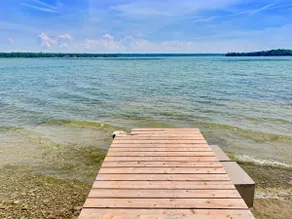 Cheerful 2 bedrooms Waterfront Cottage - Image 5