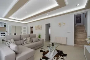 DREAM HOUSE - Image 5