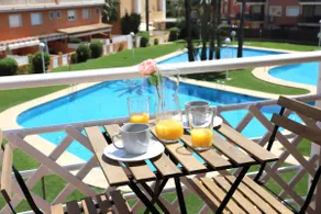 Escape to Jávea: pool, beach and relaxation - Image 2