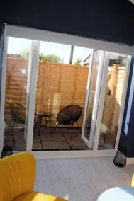 Junior suite with parking, near York centre - Image 3