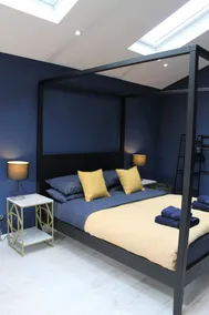 Junior suite with parking, near York centre - Image 4
