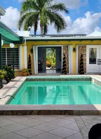 Five Bedroom Home with the Ultimate View - Image 2