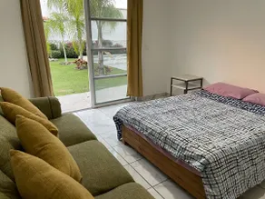 El Refugio, 5 bedrooms, a swimming pool and a common area! - Image 2