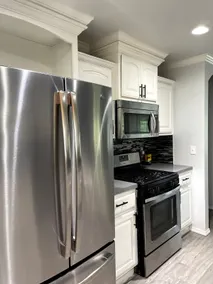 Spacious 3BR Home Fast Wifi 7 min From Downtown - Image 4