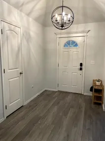 Spacious 3BR Home Fast Wifi 7 min From Downtown - Image 2