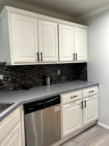 Spacious 3BR Home Fast Wifi 7 min From Downtown - Image 5
