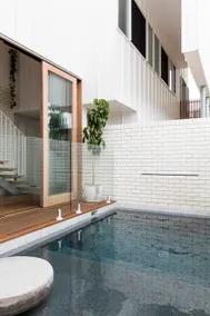 Beachfront Heated Pool 2BR 360° Rooftop Pets OK - Image 2