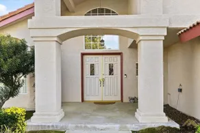 Spacious 3K sq ft 4BD/3Bath + Pool - Image 3